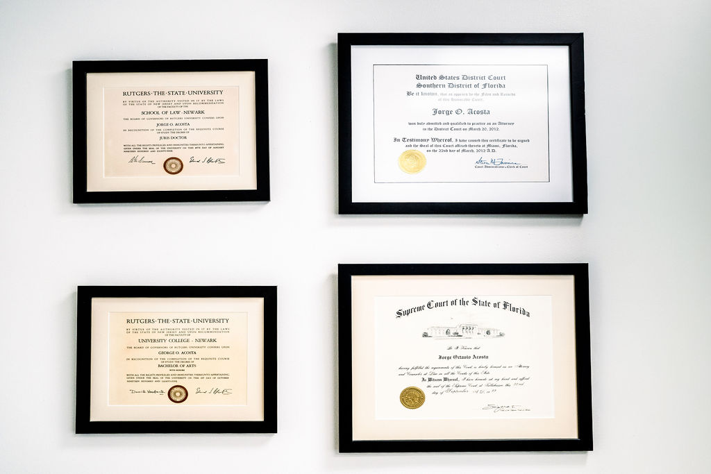 Servicios legales - Acosta Law Firm